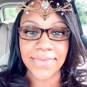 Meet your Posher, Candace